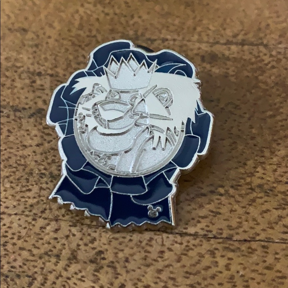 King Leonidas Hidden mickey pin